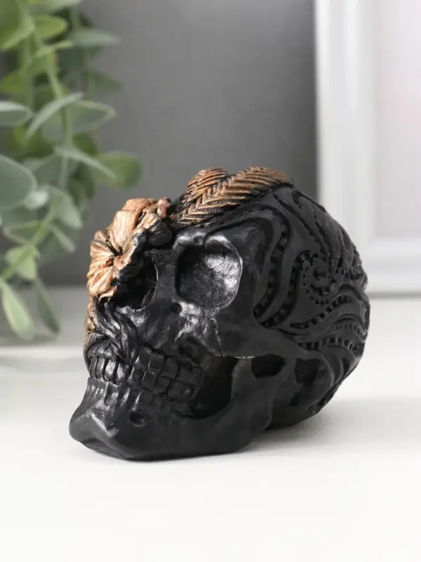 Фигура &laquo;Череп с цветком&raquo;, 7&times;6&times;9 см, чёрная