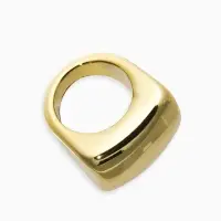 Кольцо пластик "Объемный квадрат", р-р 17, цвет золото