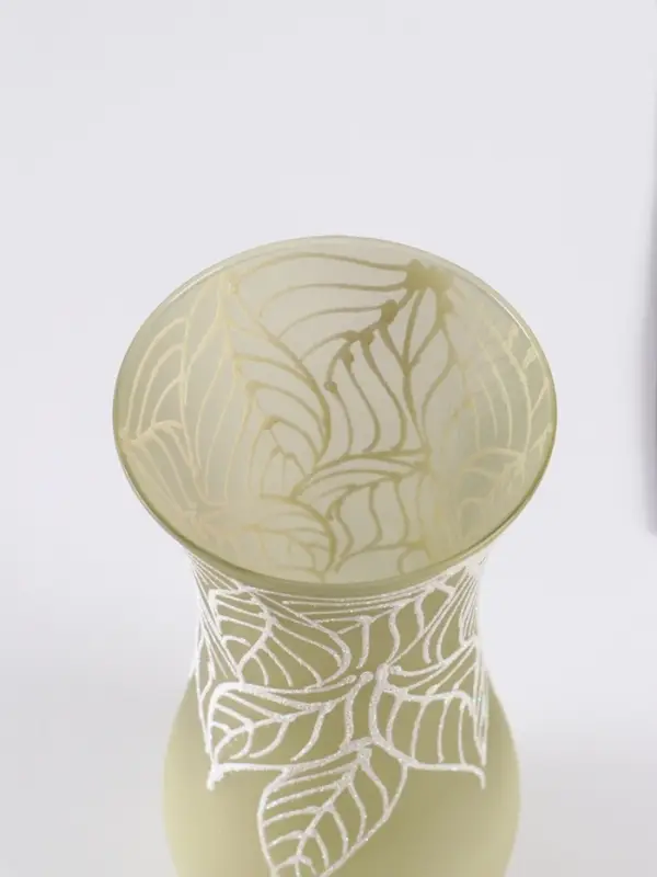 Ваза &laquo;Кармен&raquo; листопад, волна, h=26 см, стекло, бледно-зелёная