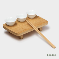 Набор фарфоровый сервировочный на бамбуковой подставке BellaTenero, 5 предметов: 3 соусника, палочки, подставка