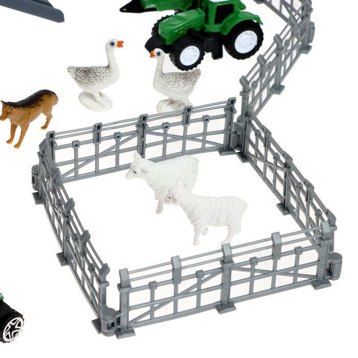 Парковка &laquo;Ферма&raquo;, амбар, вольеры, транспорт, животные