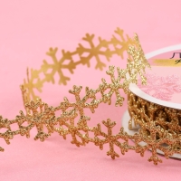 Лента декоративная фигурная &laquo;Снежинки&raquo;, 20 мм, 9 &plusmn; 0,5 м, цвет золотой