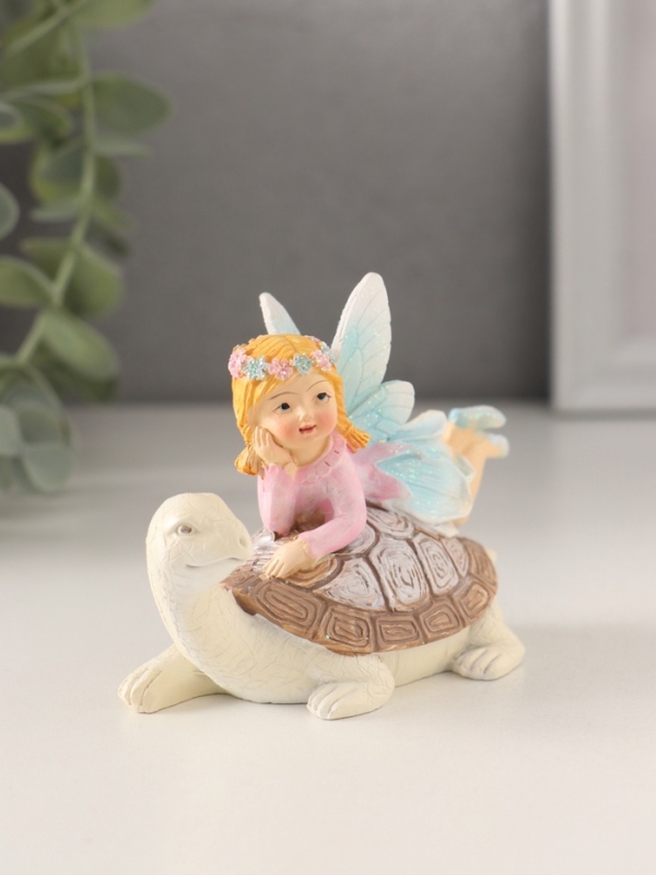 Сувенир полистоун "Девочка-фея верхом на черепахе" 9,5х5х7 см