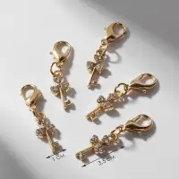 Шарм &laquo;Ключ&raquo;, цвет белый в золоте