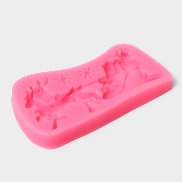 Молд новогодний &laquo;Упряжка&raquo;, силикон, 13&times;7,5&times;1,2 см, цвет розовый