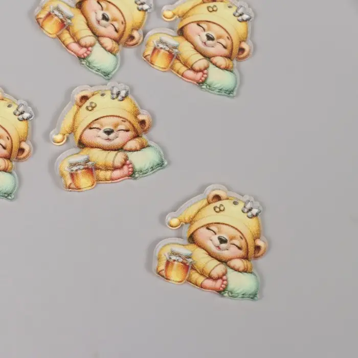 Декор для творчества акрил "Медвежонок в пижамке с баночкой мёда сладко спит" 3х3х0,2 см