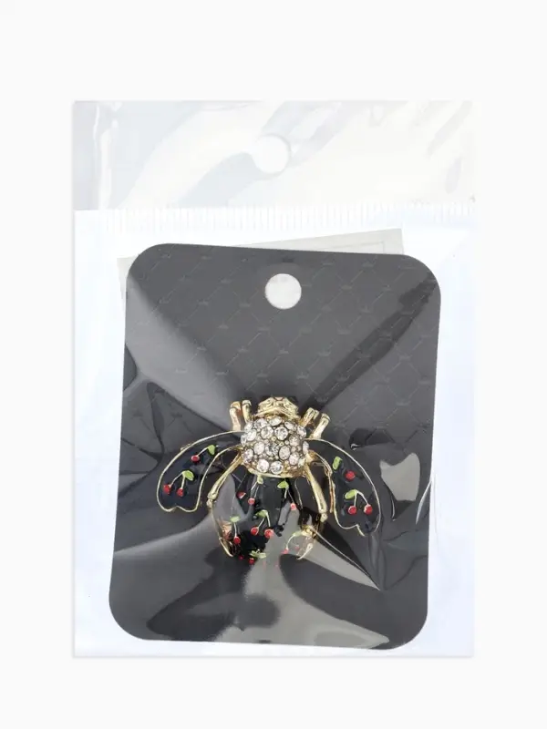 Брошь "Пчела в вишню", цветная в золоте