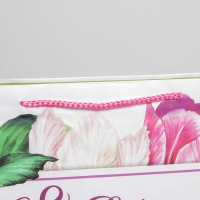 Пакет подарочный ламинированный горизонтальный, упаковка, &laquo;С днём 8 марта&raquo;, L 28 х 38 х 9 см