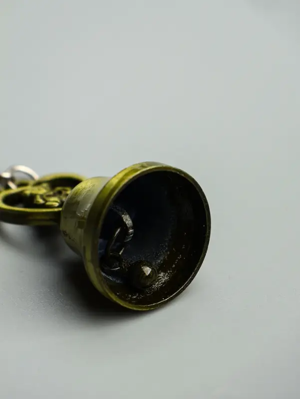 Брелок металл "Колокольчик - медвежонок в сердце" МИКС 5х2,8х2,8 см