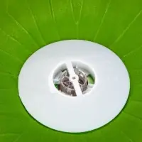 Садовый светильник для водоемов 28 х 28 х 9 см на солнечной бат-е "Лотос" красный N008