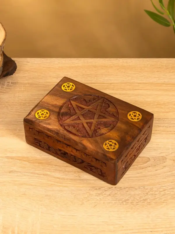 Шкатулка резная "Пента" 18х13х6 см, дерево шишам