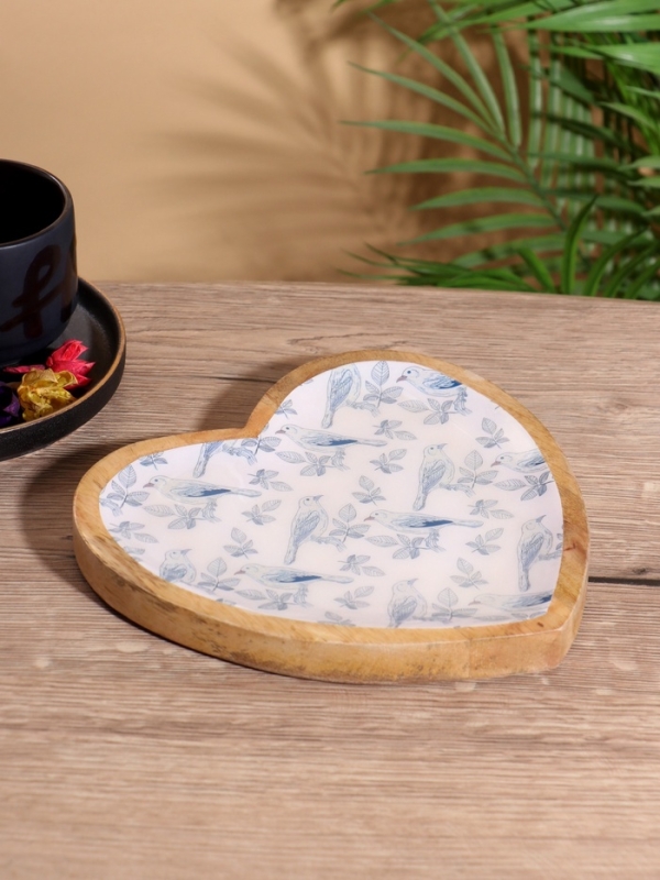 Блюдо в форме сердца &laquo;Синие птицы&raquo;, дерево манго, 20.5&times;20&times;2.3 см