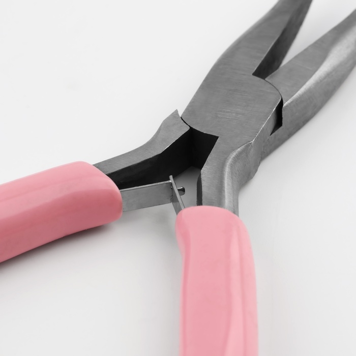 Тонкогубцы изогнутые, для рукоделия, 13 &times; 6,5 см, цвет серебряный/розовый