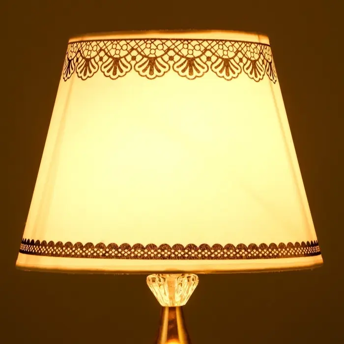 Абажур E27 белый 25х25х19 см