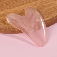 Массажёр гуаша &laquo;Сердце&raquo;, 8,5 &times; 5,5 см, цвет розовый