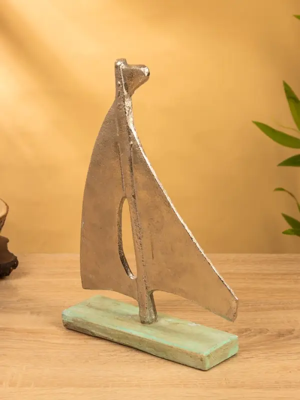 Сувенир "Парусник" 6х22х32 см, алюминий, дерево