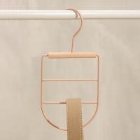 Вешалка для ремней и шарфов LaDо́m Laconique, 11,5&times;23&times;1,1 см, многоуровневая, цвет розовый