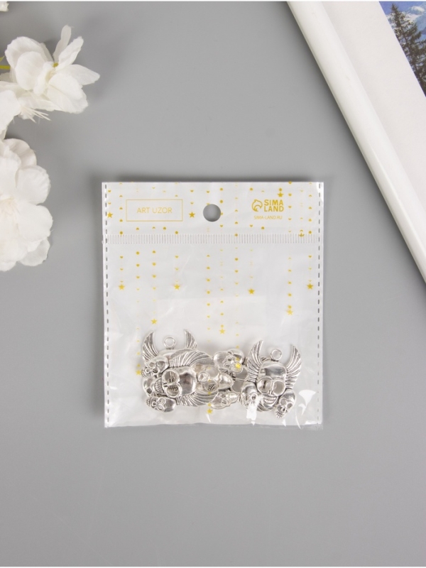 Декор для творчества металл "Три черепа и крылья" серебро набор 5 шт 3,3х2,6х0,2 см