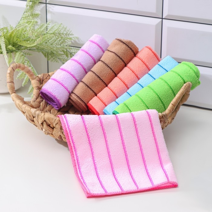 Салфетка для уборки Доляна &laquo;Полоски&raquo;, микрофибра, 29&times;29 см, цвет МИКС