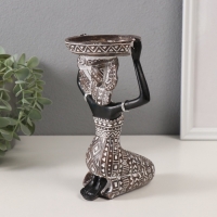 Подсвечник на 1 свечу "Африканка с блюдом на голове" белый с чёрным 12х12,3х19 см