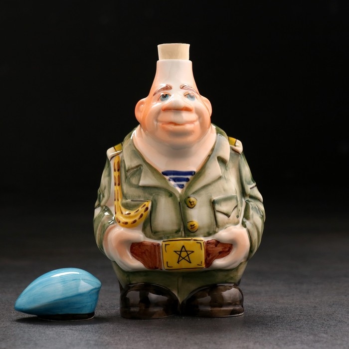 Набор фарфоровый: штоф &laquo;Дембель ВДВ&raquo;, 0.5 л + 3 рюмки, гильза