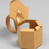 Коробка подарочная шестигранная, с окном, крафт, 12,5 х 7 х 7 см