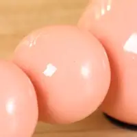 Подсвечник на 3 свечи &laquo;Бусы&raquo;, с 7 сферами, 44&times;8&times;8 см, пудровый