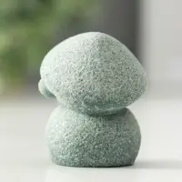 Сувенир песчаник "Маленький монах в азиатской шляпе" 3,5х4х4,5 см