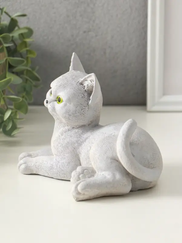 Статуэтка "Кошка лежит" 13х17х12 см, гипс, серый