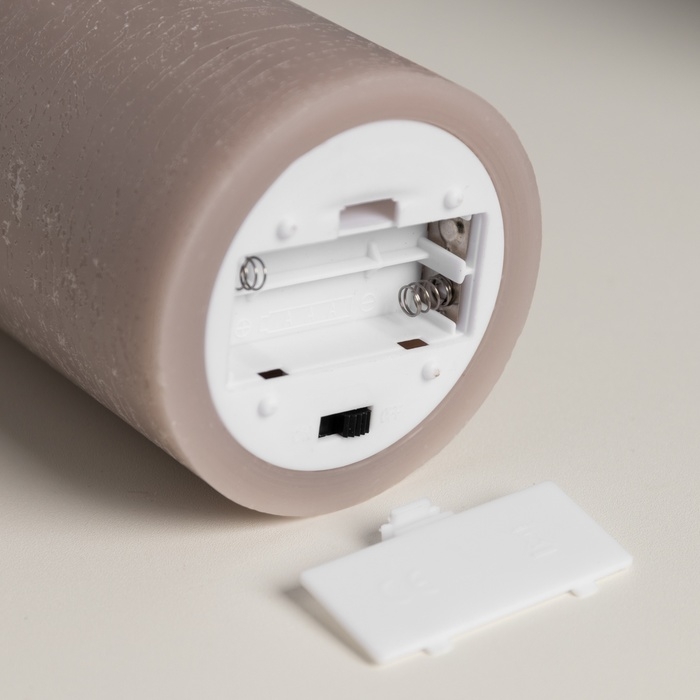 Светодиодная свеча лиловая, 7.5 &times; 12.5 &times; 7.5 см, воск, пластик, батарейки АААх2 (не в комплекте), свечение тёплое белое