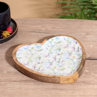 Блюдо в форме сердца &laquo;Оттенки сирени&raquo;, дерево манго, 20.5&times;20&times;2.3 см