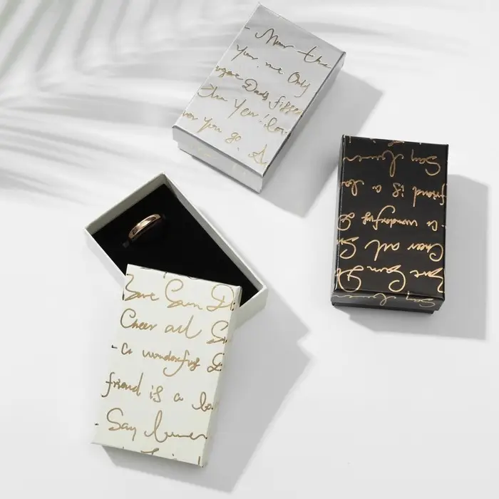 Коробочка подарочная под набор &laquo;Курсив&raquo;, 5&times;8 (размер полезной части 4.5&times;7.5, МИКС, вставка чёрная