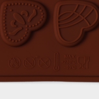 Форма для кондитерских украшений Доляна &laquo;Сердечки&raquo;, силикон, 21&times;11,5 см, 24 ячейки, цвет коричневый