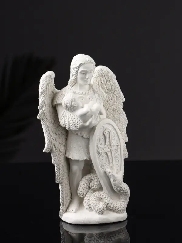 Фигура "Архангел Михаил" 14х9х4 см, натуральный гипс