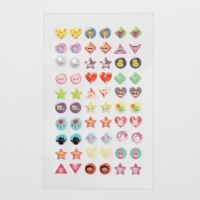 Серьги пластик &laquo;Наклейки&raquo; улыбка, яркие, цветные