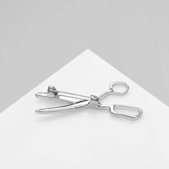 Брошь &laquo;Ножницы&raquo;, цвет белый в серебре
