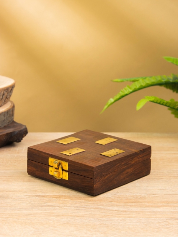 Настольная игра "Домино" 18,5х7,5х4 см, дерево шишам, латунь