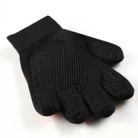 Перчатка-щётка для шерсти, на правую руку, с удлинёнными зубчиками, красная