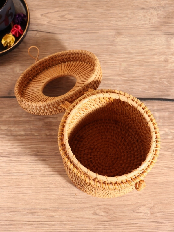 Салфетница плетёная 15х15х14 см, ротанг  МИКС