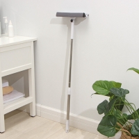 Окномойка с поролоновой насадкой Raccoon, телескопическая ручка, поворот на 180&deg;, 26&times;3,5&times;98(128)