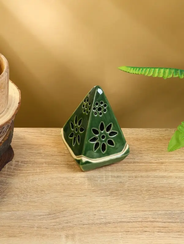 Подсвечник "Пирамидка" керамика, цв. МИКС, 8х8х12 см