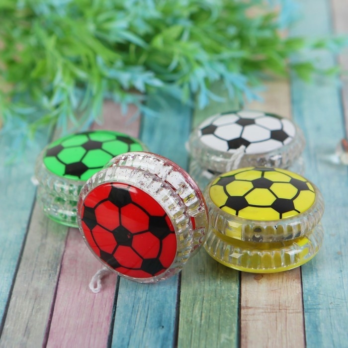 Йо-йо &laquo;Футбол&raquo;, световой, цвета МИКС, в шоубоксе