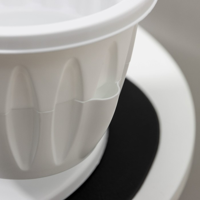 Кашпо многоярусное Plast-Avenue &laquo;Каскад&raquo;, 3 шт., 700 мл, пластик, белое