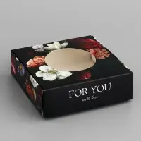 Коробка подарочная сборная с окном, упаковка, &laquo;С любовью&raquo;, 10&times;10&times;3 см