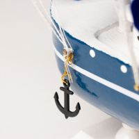 Корабль сувенирный малый &laquo;Дорита&raquo;, борта синие с белой полосой, паруса синие,23&times;5,5&times;21 см