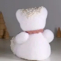 Декор "Белый медвежонок с еловым бантом, в бусинках" 16х12х14 см