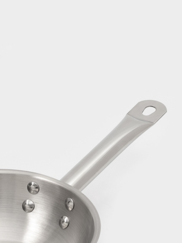 Сковорода d=20 см, h=6 см, толщина стенки 0,6 мм, индукция, дно al+fe+al