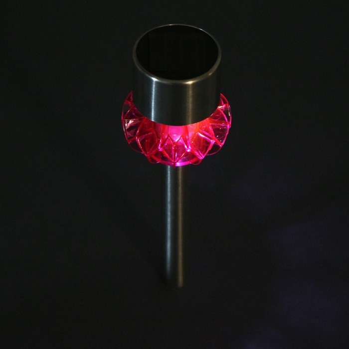 Садовый светильник на солнечной батарее &laquo;Грани красные&raquo;, 5.5 &times; 29 &times; 5.5 см, 1 LED, свечение белое