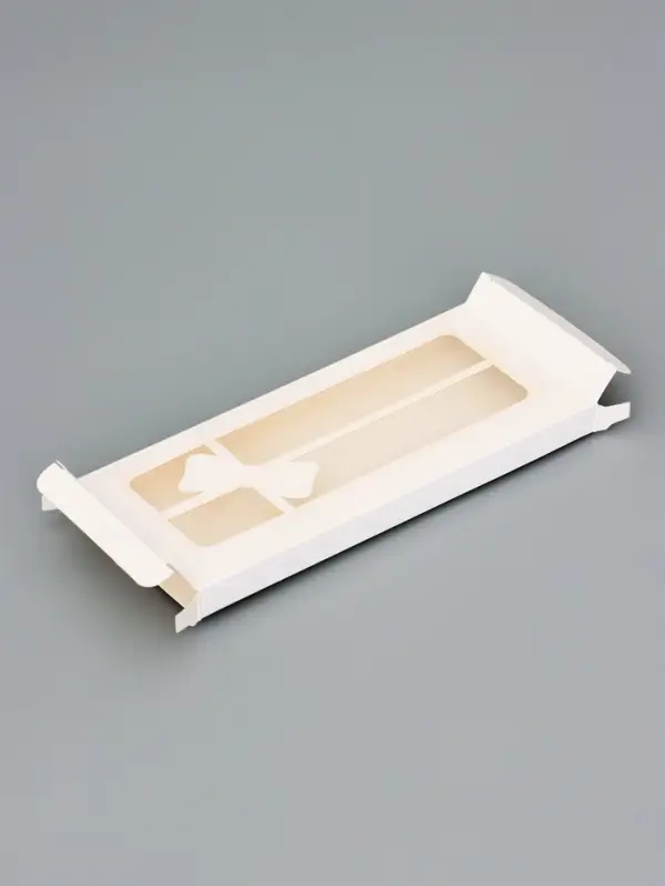 Подарочная коробка под плитку шоколада, с вырубным окном, &laquo;Бант&raquo;, 17.1&times;8&times;1.4 см