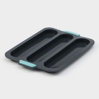 Форма для выпечки с перфорацией &laquo;Багет&raquo;, силикон, 34,5&times;24&times;2,2 см, 3 ячейки (28&times;6&times;2 см), цвет серый